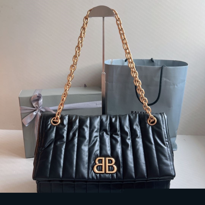 Ba*len*cia*ga top handle bags